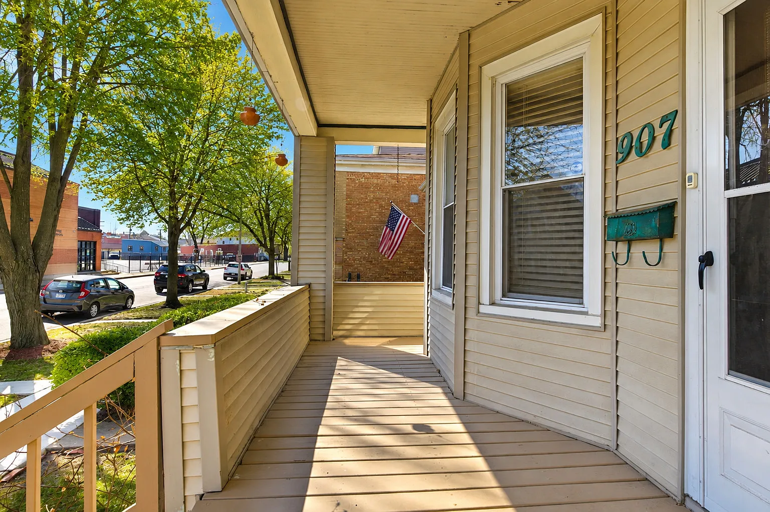 4 bed, 2.5 bath, 2531 sqft, $3,500 — Photo 3