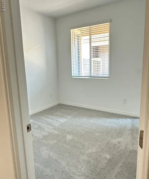 9733 Redwood Cascade St — Photo 13