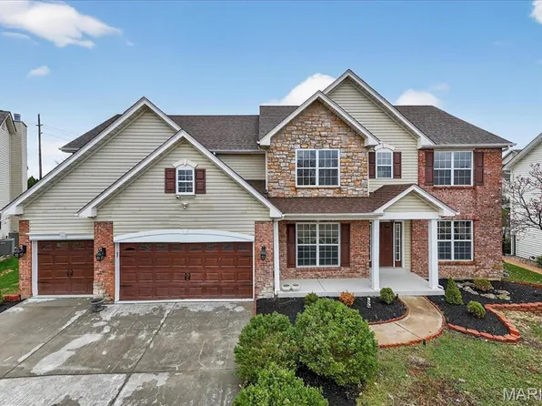 76 Brook Hollow Ct, O'Fallon, MO 63366