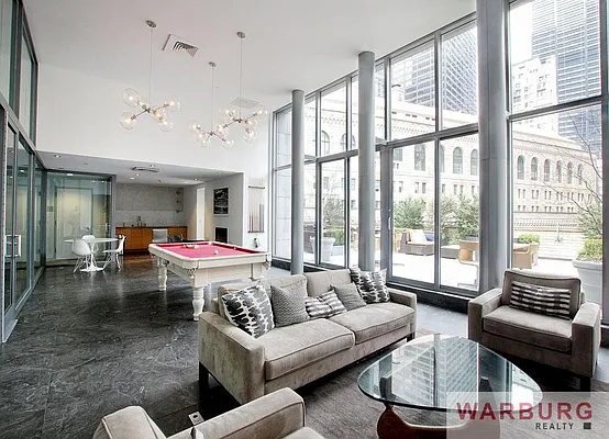 Sold by Warburg | media 14