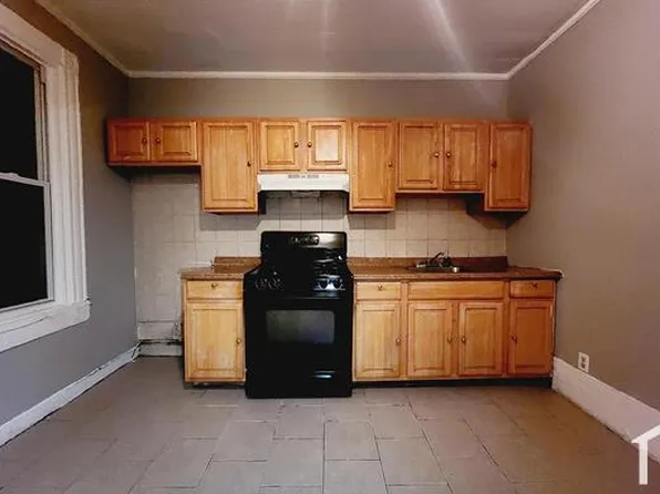 24 Fulton Ave Floor 2, Jersey City, NJ 07305