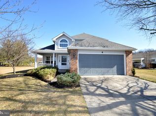 6 Buttonbush Ct, Mount Laurel, NJ 08054