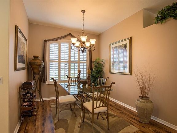 5th image of 2429 Charleston Park Dr