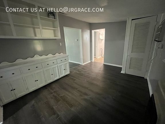 4th image of 3513 Homan Ave
