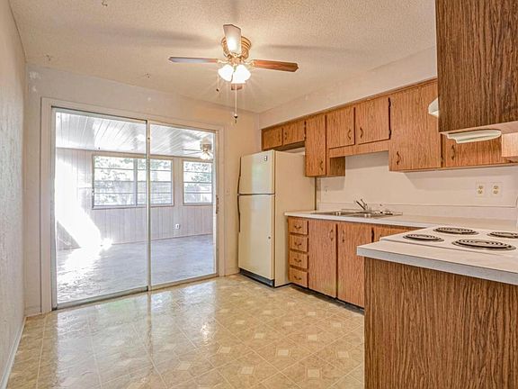 2nd image of 5120 Taylor Ave APT C