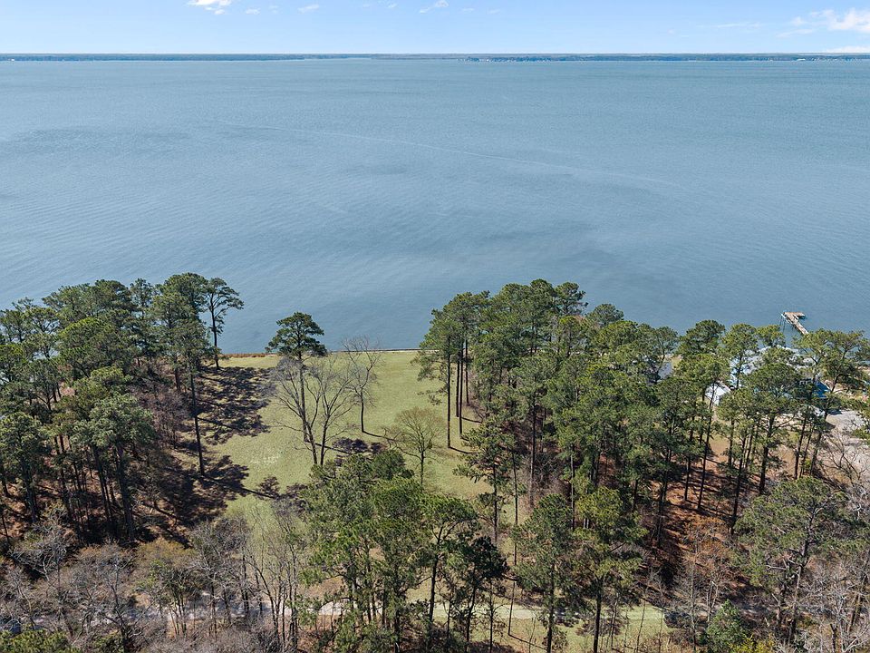 1st image of 403 Chambers Point Road