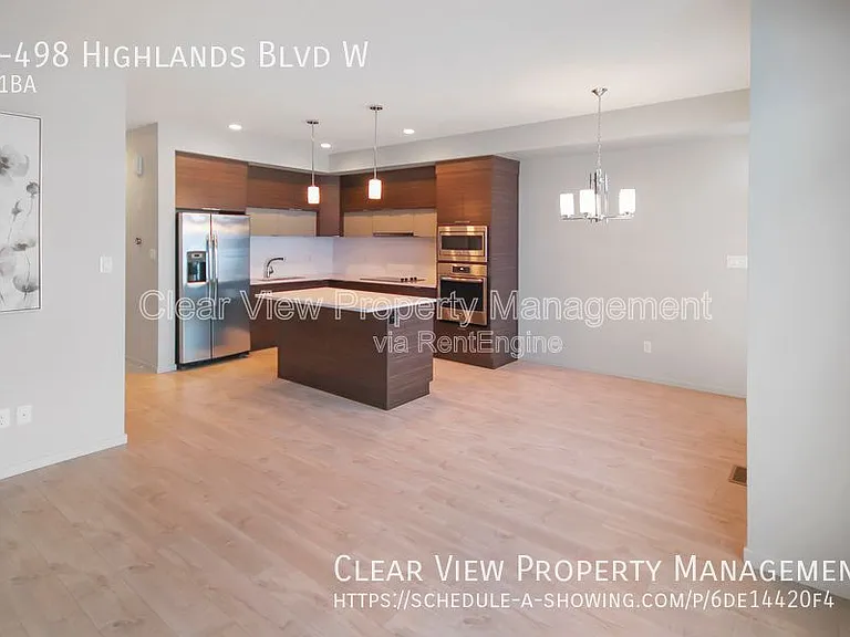 498 Highlands Blvd W #2 — Photo 3