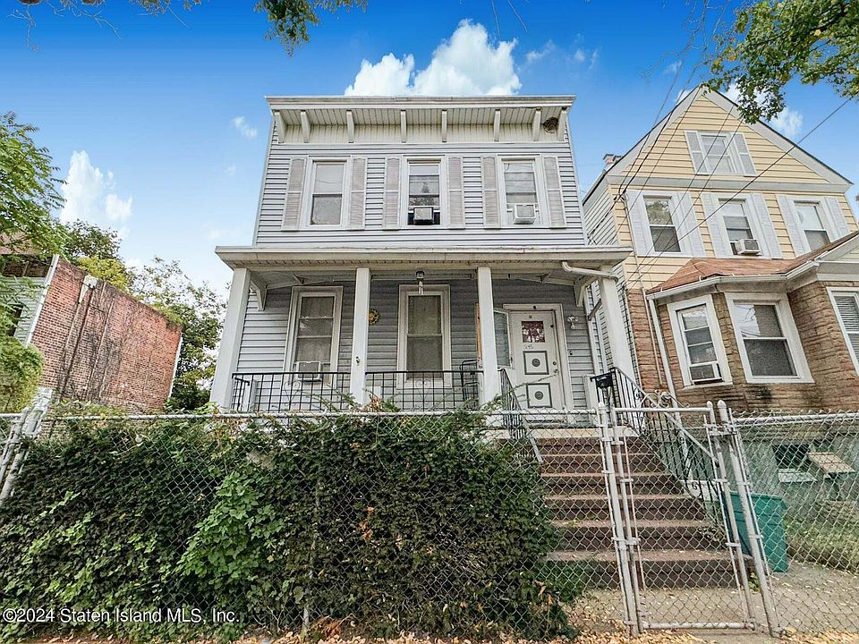 2nd image of 1245 Bay St