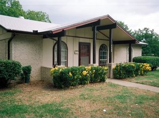 7469 Beaty St, Fort Worth, TX 76112