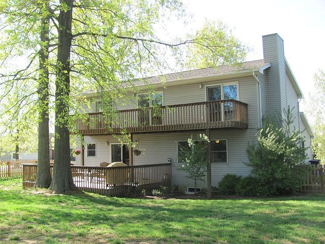 1st image of 625 S Deer Lake Dr E