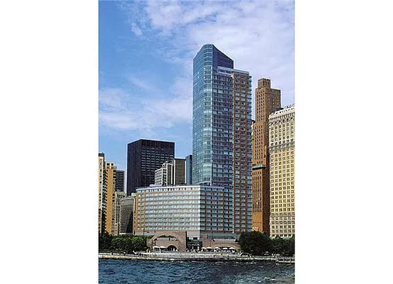 Rented by Warburg | media 21