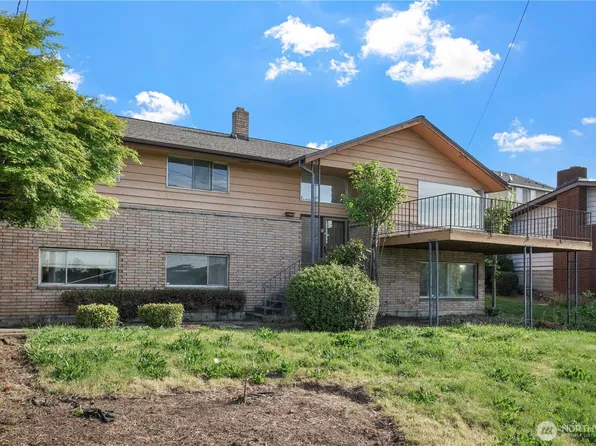 8626 S 134th Street, Seattle, WA 98178