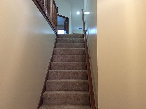 2nd image of 350 Sheffield Dr #19048
