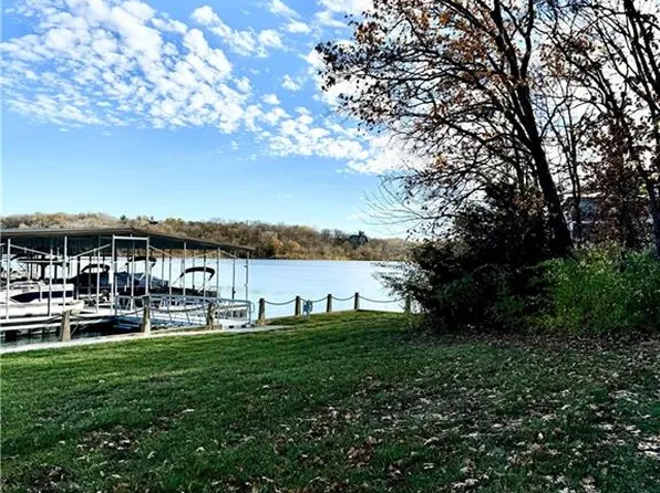 16505 Macallister Ct, Loch Lloyd, MO 64012