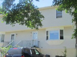 46 Middlesex Ave, Worcester, MA 01604