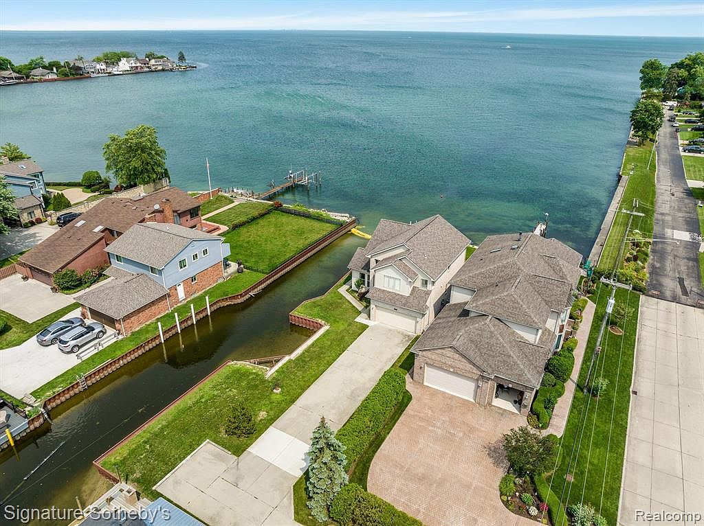 22517 E Ten Mile Rd, Saint Clair Shores, MI 48080 MLS 20230076029