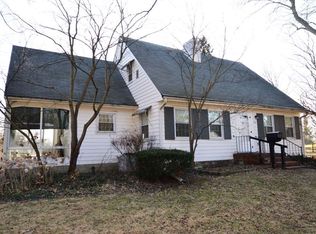 701 Elmwood Dr, Frankfort, IN 46041