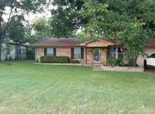 311 E 1st St, Weatherford, TX 76086