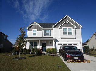 621 Stonebriar Ave, Raeford, NC 28376