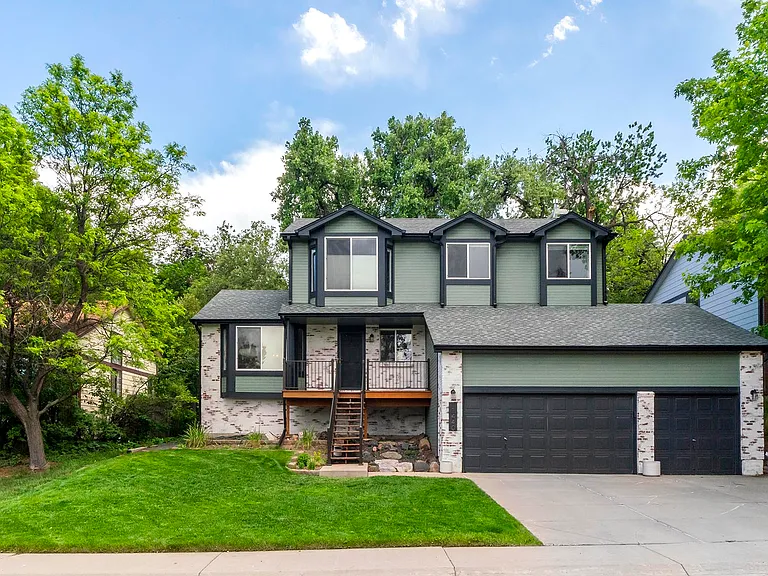 11440 W 66th Pl — Photo 1