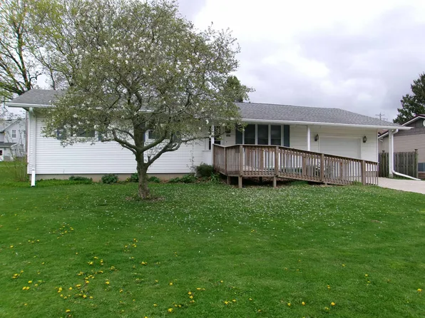 202 Sharp Ave, Reeseville, WI 53579
