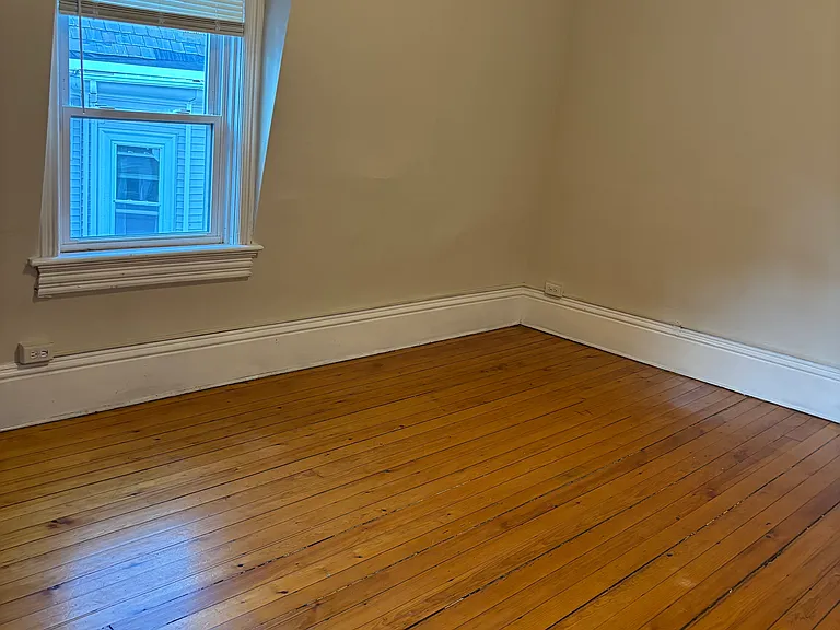 99 Governor St #3 — Photo 11