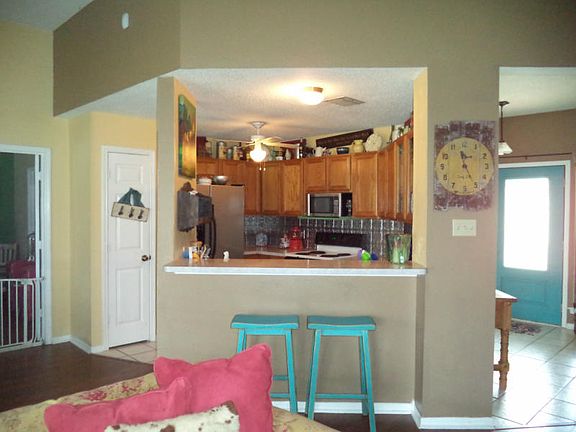 3rd image of 2095 Jenica Dr