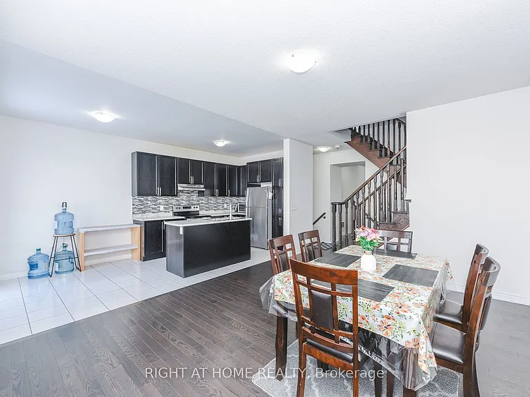 36 Spokanne St — Photo 21