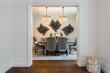 Rented by R New York