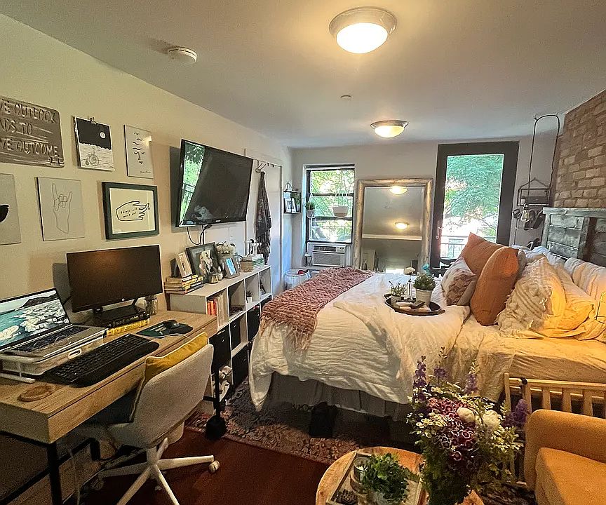 1st image of 516 E 6th St APT 5C