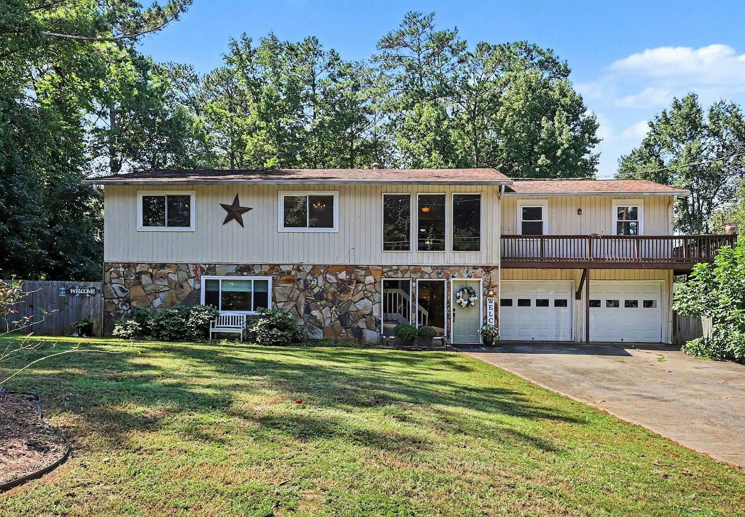 3169 North Hembree Road — Photo 1
