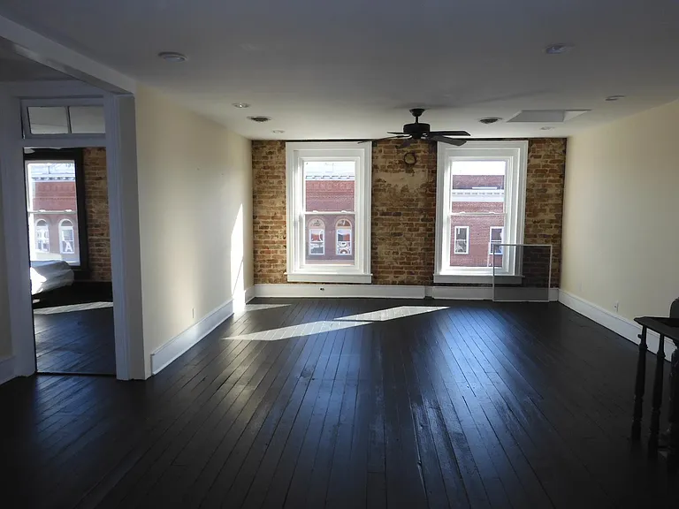 310 Virginia Ave — Photo 5