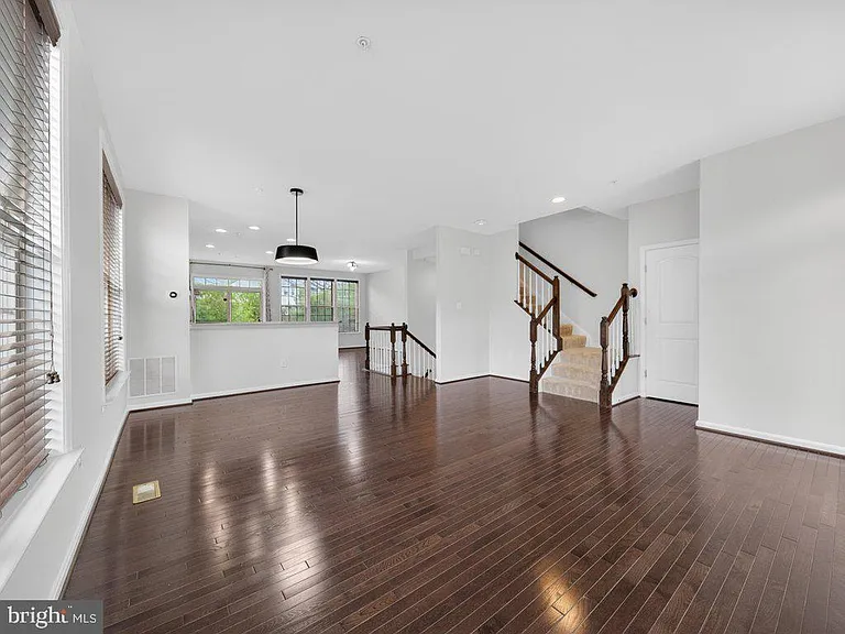 1169 Carinoso Cir — Photo 7