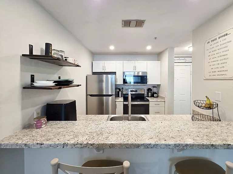 3800 SW 20th Ave #206 — Photo 9