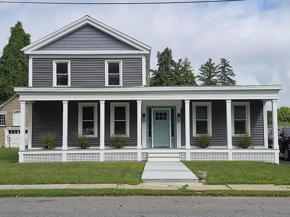 6 Fisher St, Greenwich, NY 12834