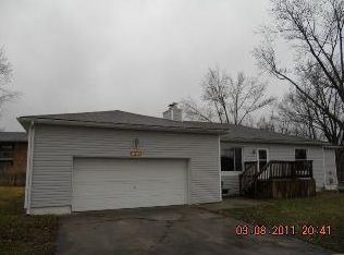 2697 Old Yellow Springs Rd, Fairborn, OH 45324