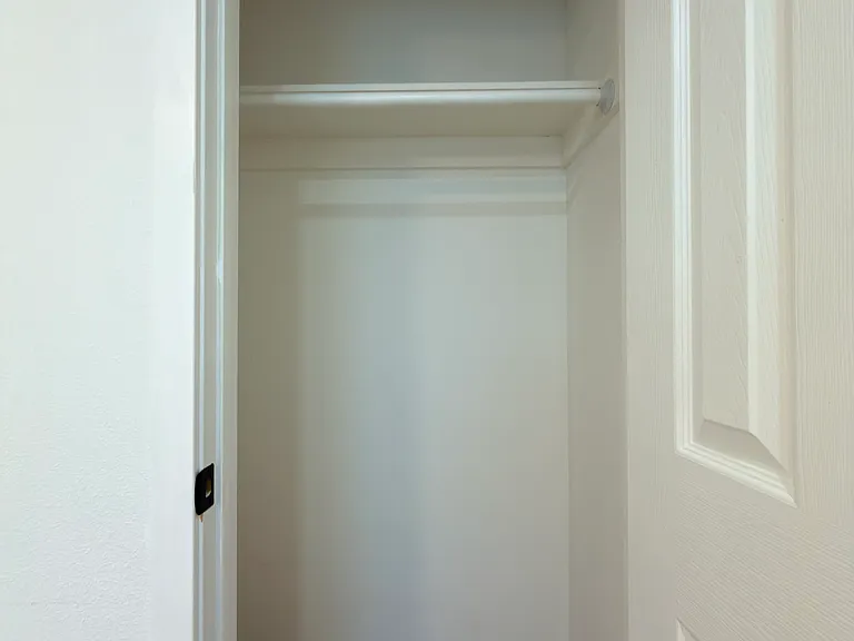 1016 Cedar Brk — Photo 6