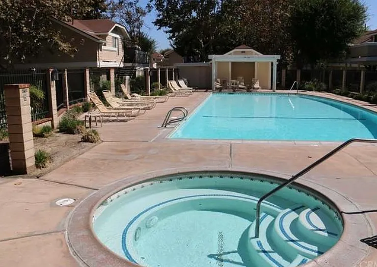 12655 Glendale Cir — Photo 20
