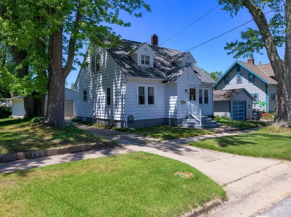 316 Jones Ave, South Haven, MI 49090