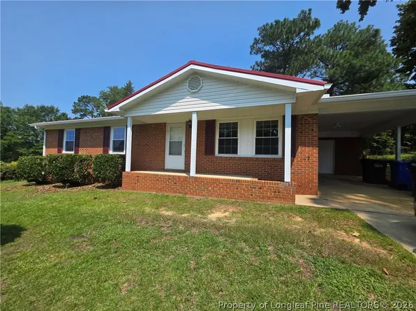 7604 Hamburg Dr, Fayetteville, NC 28303