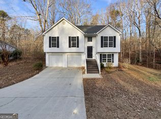 6739 Spring Head Dr, Flowery Branch, GA 30542