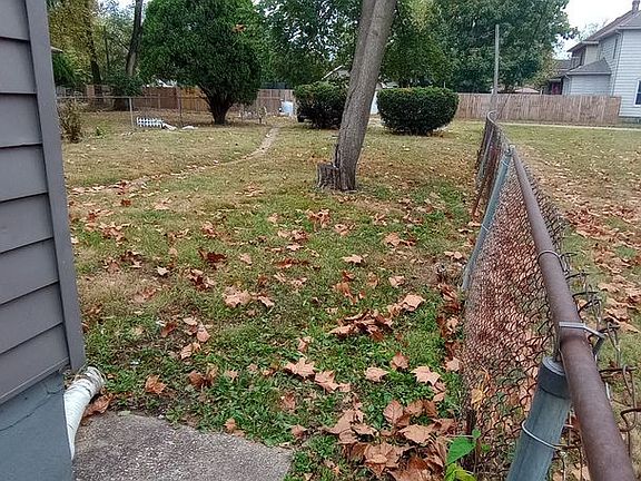 5th image of 1816 Woodlawn Ave