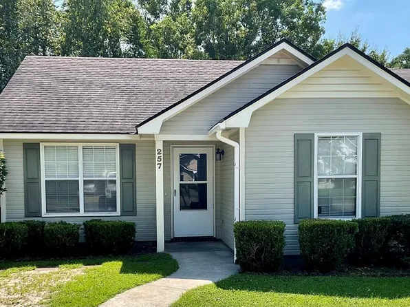 257 Blue Pool Dr, Valdosta, GA 31602