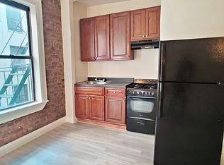 1441 Overing St #4A, Bronx, NY 10461