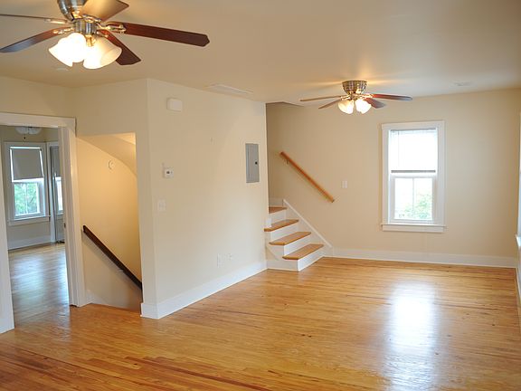 3rd image of 259 S Chancellor St #2
