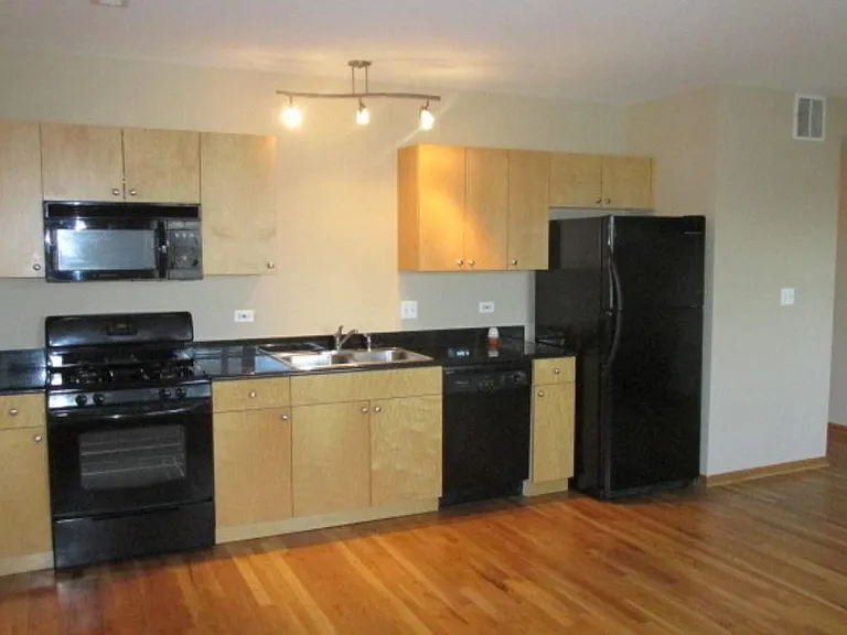 515 S Maplewood Ave #2 — Photo 6
