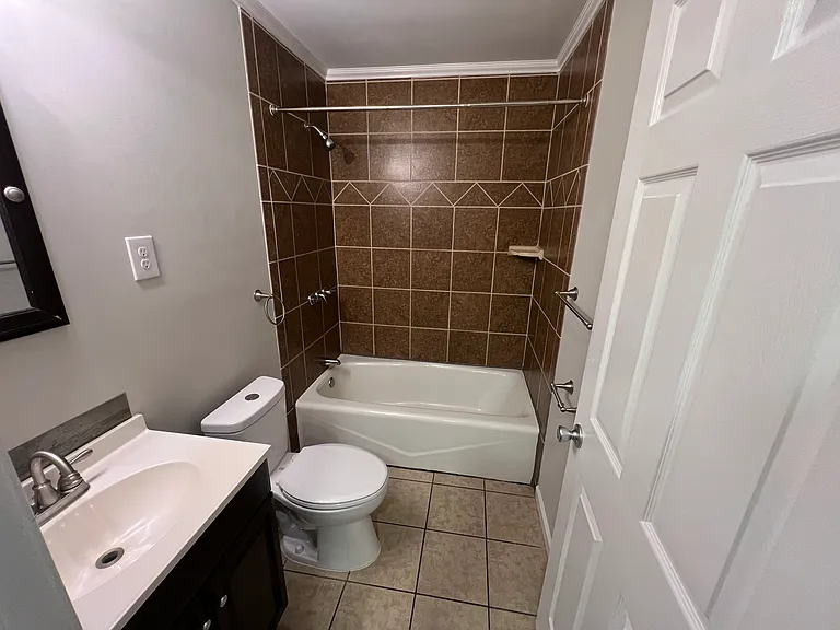 1013 Jones Mill Rd — Photo 8
