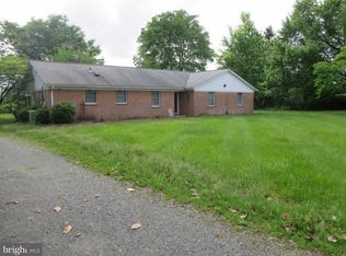 25607 Poland Rd, Chantilly, VA 20152