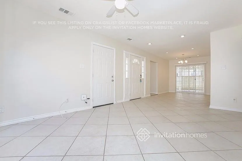 17552 Cantara St Northridge, CA 91325 — Photo 4