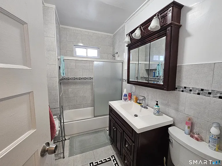 592 Laurel Ave #2 — Photo 22